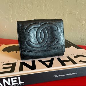Chanel Authentic CC Logo Black Caviar‎ Leather Billfold Wallet